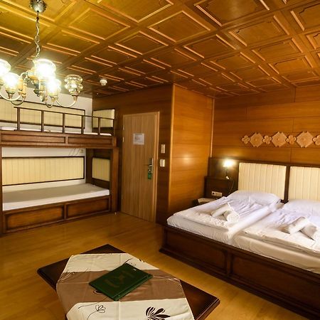 Отель Gasthof Zum Jaegerwirt Мариацелль Экстерьер фото