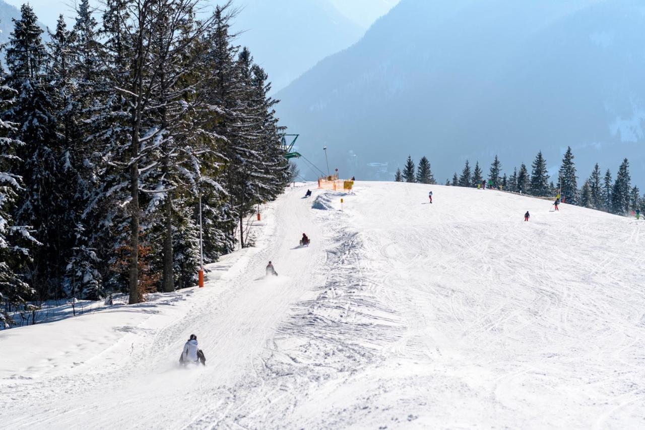 Отель Gasthof Zum Jaegerwirt Мариацелль Экстерьер фото
